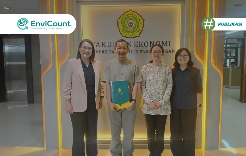Persiapkan Mahasiswa Hadapi Ekonomi Hijau, EnviCount Jalin Kolaborasi Strategis dengan Fakultas Ekonomi UNPAR 2 Persiapkan Mahasiswa Hadapi Ekonomi Hijau, EnviCount Jalin Kolaborasi Strategis dengan Fakultas Ekonomi UNPAR